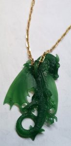 Dragon Or jaune, yeux rubis, en pendentif,