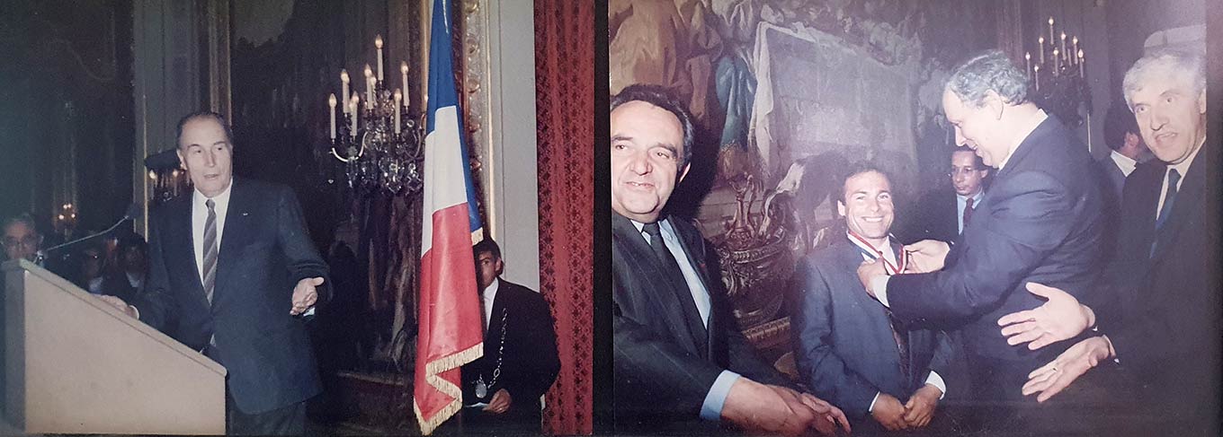 Remise du titre Meilleur Ouvrier de France Faïencier au Palais de l'Elysée 1990