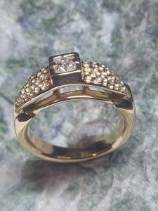 Bague Diamant martelée