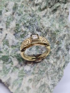 Bague Diamant martelée